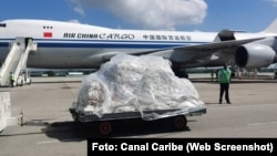 Cargamento de arroz de China donado a La Habana. (Captura de video/Canal Caribe)