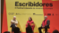 Mario Vargas Llosa (izq.) y Leonardo Padura (der.) en el evento Escribidores, celebrado en Málaga. 