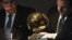 Imagen del Balón de Oro durante la gala de dicho galardón celebrada en Zúrich, Suiza.