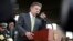 El presidente de Colombia, Juan Manuel Santos, pronuncia un discurso durante la ceremonia de posesión de los nuevos comandantes de las Fuerzas Militares hoy, viernes 21 de febrero de 2014, en Bogotá.