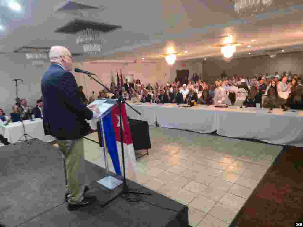 Orlando Gutiérrez Boronat presentó el Plan de Salvación Nacional. 