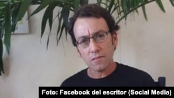 José Gabriel Barrenechea.