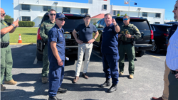 Legisladores cubanoamericanos de Florida piden más acciones para enfrentar crisis migratoria