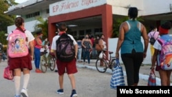 Inicio de claces en Cuba en una imagen de archivo 