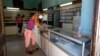 Una farmacia en La Habana Vieja.
