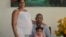 Yamilka Abascal, embarazada de 8 meses, y Rolando Casares, junto a una de las hijas del matrimonio.