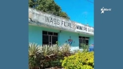 Decenas de personas sobreviven en una oficina estatal de Bayamo tras el paso de Melissa