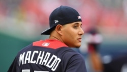 Feliz día de San Valentín y siguen los rumores sobre Manny Machado> que se reunió con el gerente de los Padres en Miami?